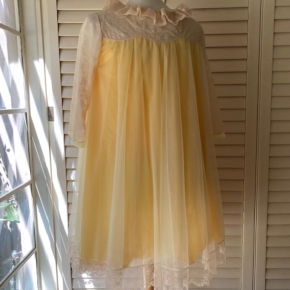 Bonwit Teller Chiffon Peignoir Set - Picture 13 of 16